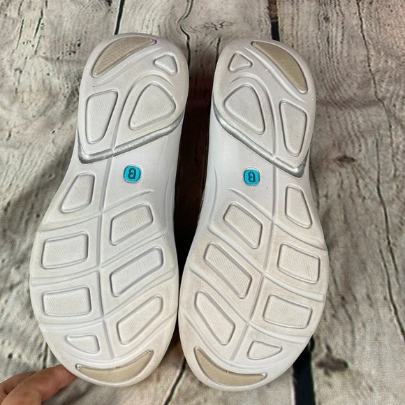 Bzees Womens Velvet Loafer Slip on Shoes - Picture 6 of 9